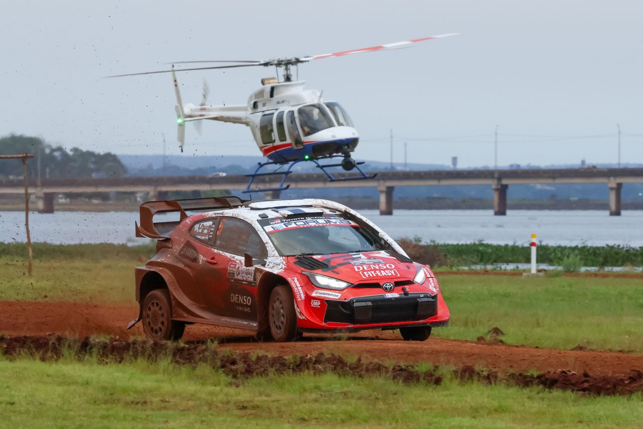 Rallye Paraguay: Pajari jako v ráji s historickým hattrickem pro   TGR-WRT
