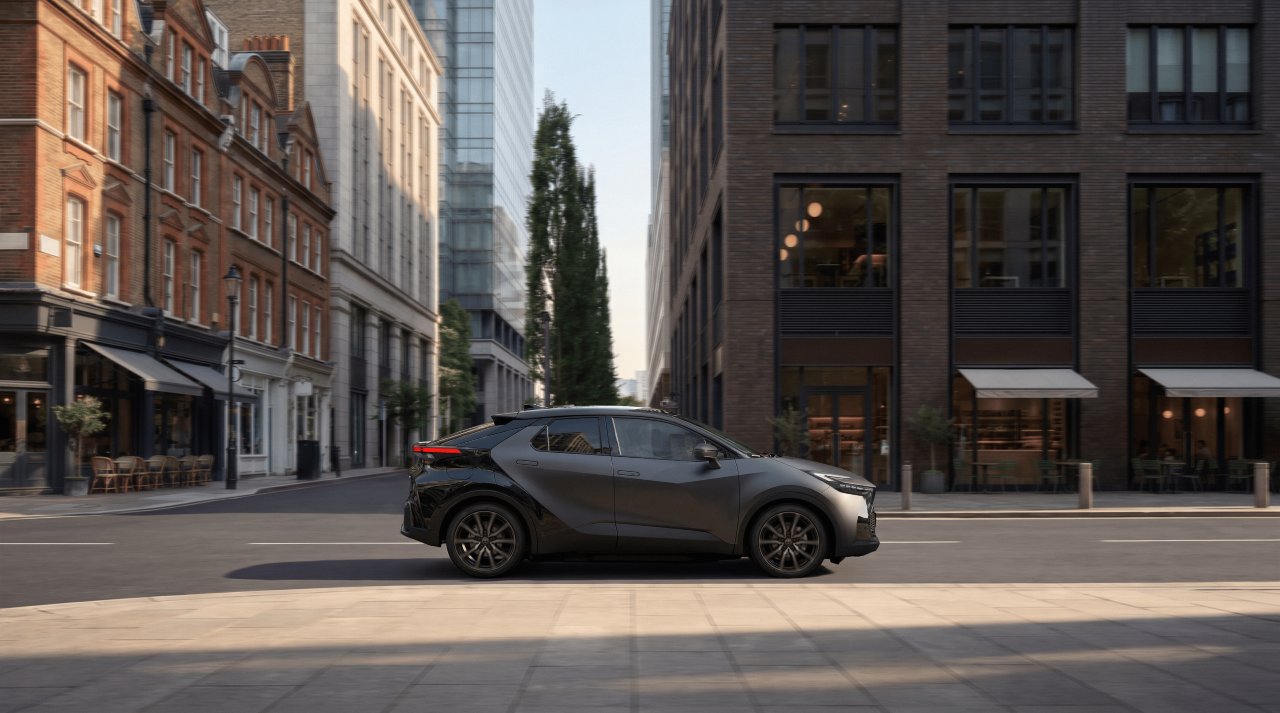 Toyota C-HR GR SPORT oslavuje 10 rokov štýlovými novinkami