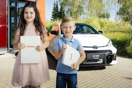 Dvě české děti vyhrály ve světovém finále výtvarné soutěže Toyota Dream Car Art Contest
