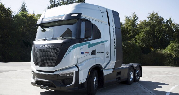 Toyota bude dodávat vodíkové palivové články pro IVECO 