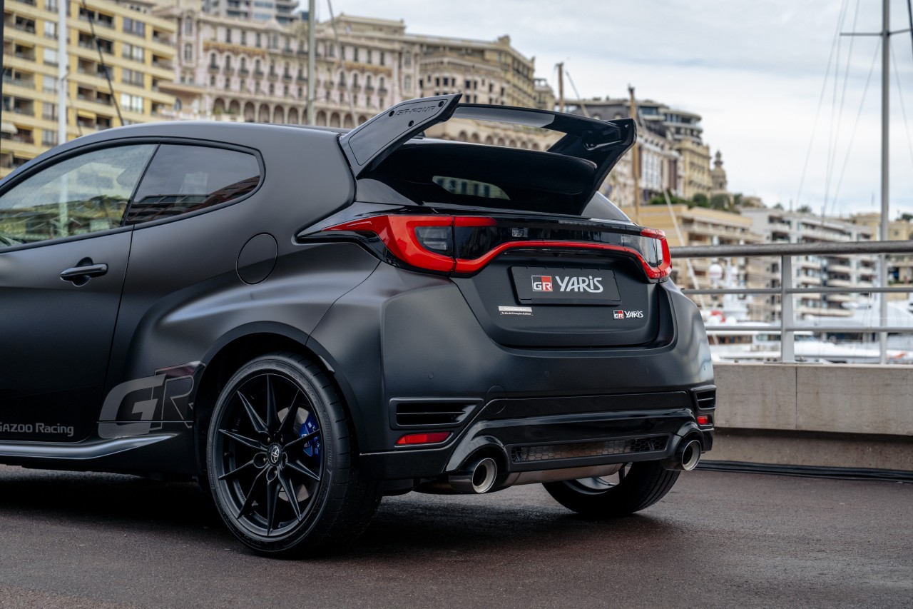 Šest limitovaných vozů Toyota GR Yaris našlo majitele v aukcích