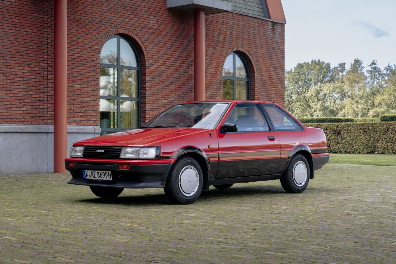 Nejprodávanější vůz světa Toyota Corolla slaví 60 let