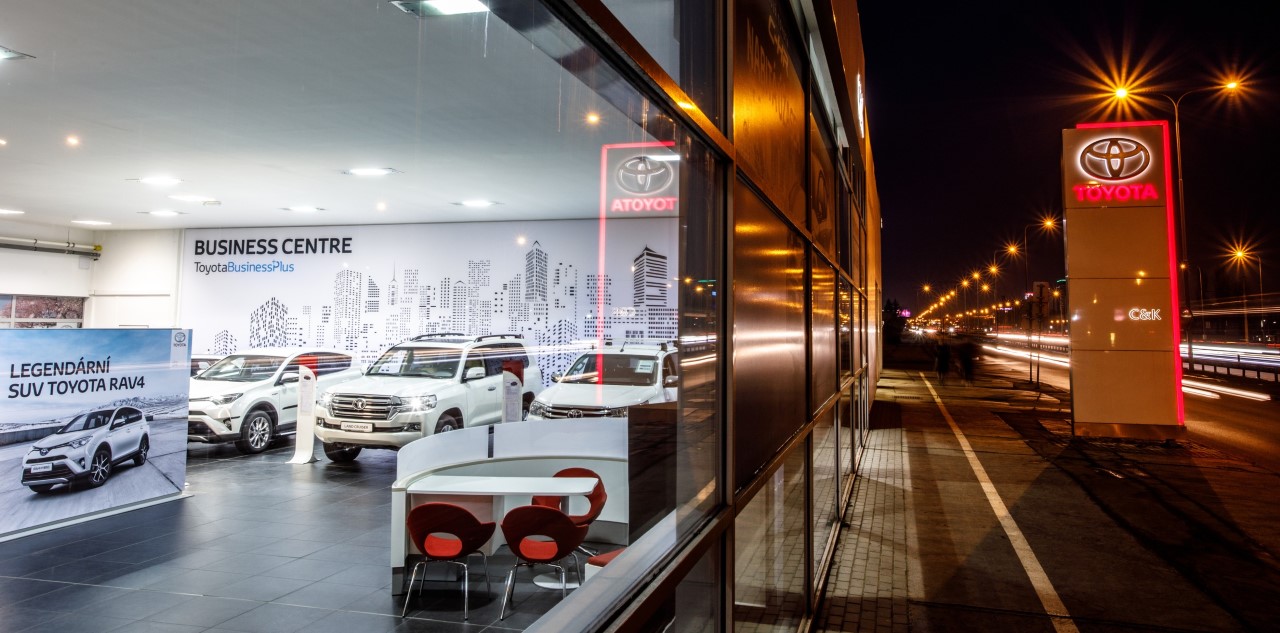 Toyota otevřela nový showroom v Brně. Je evropským unikátem