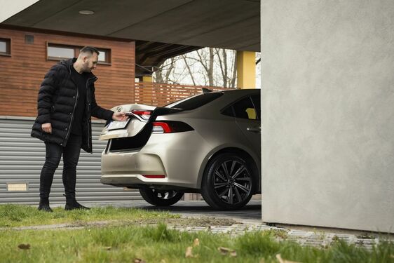 Kufr pro každého: Corolla Sedan - local foto