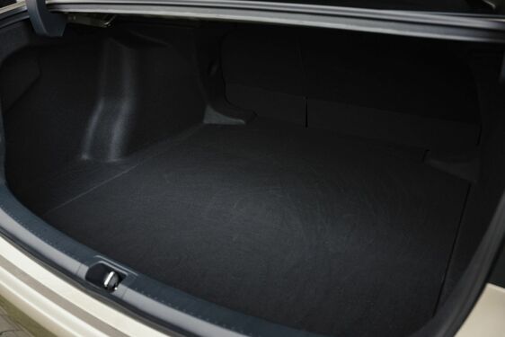 Kufr pro každého: Corolla Sedan - local foto