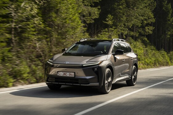 bZ4X Touring 2025