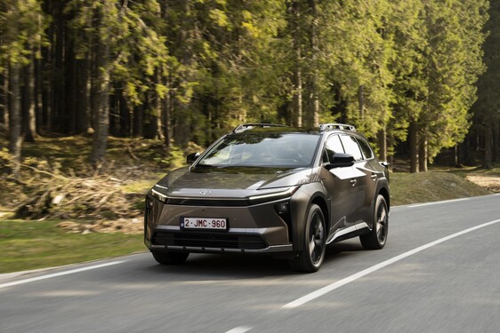 bZ4X Touring 2025