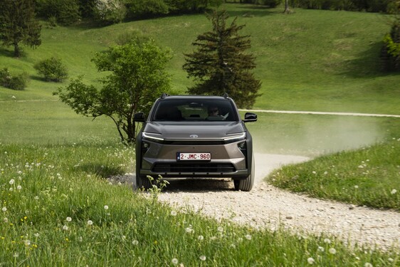 bZ4X Touring 2025