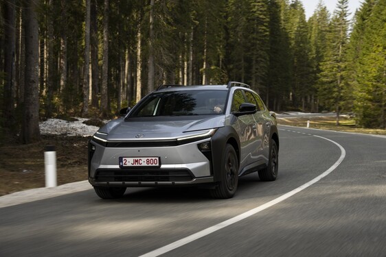 bZ4X Touring 2025