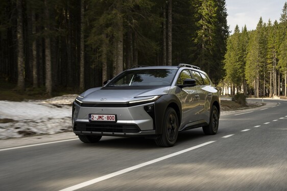 bZ4X Touring 2025