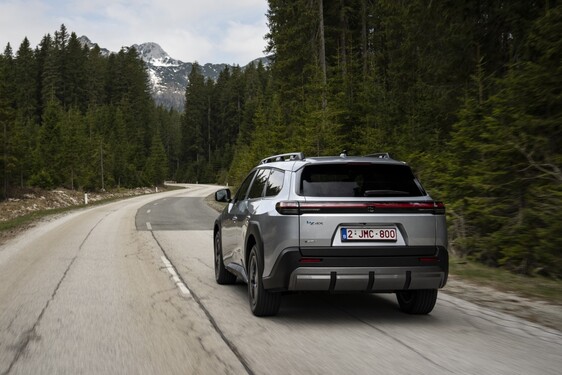 bZ4X Touring 2025