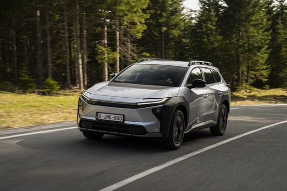 bZ4X Touring 2025