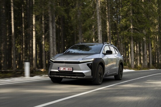bZ4X Touring 2025