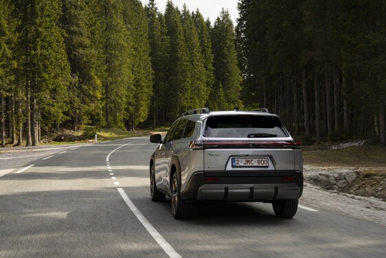 bZ4X Touring 2025