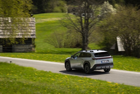 bZ4X Touring 2025
