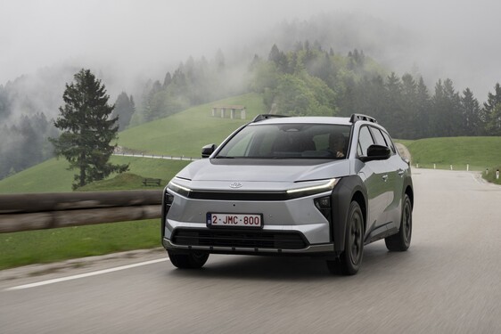 bZ4X Touring 2025