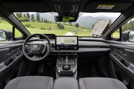 bZ4X Touring 2025