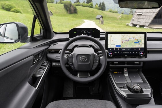 bZ4X Touring 2025