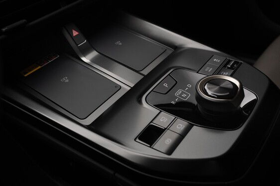 bZ4X Touring 2025