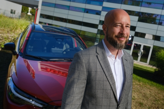 Toyota Corolla Cross 2025 - local foto