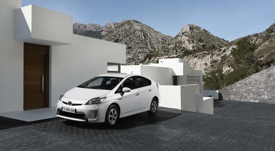 Prius Plug-in 2012