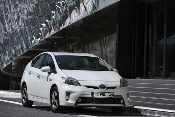 Prius Plug-in 2012