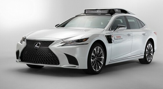  A TOYOTA ÉS A LEXUS ŰRTECHNOLÓGIÁT IS BEVET AZ ÖNVEZETŐ AUTÓKKAL KAPCSOLATOS FEJLESZTÉSEK SORÁN