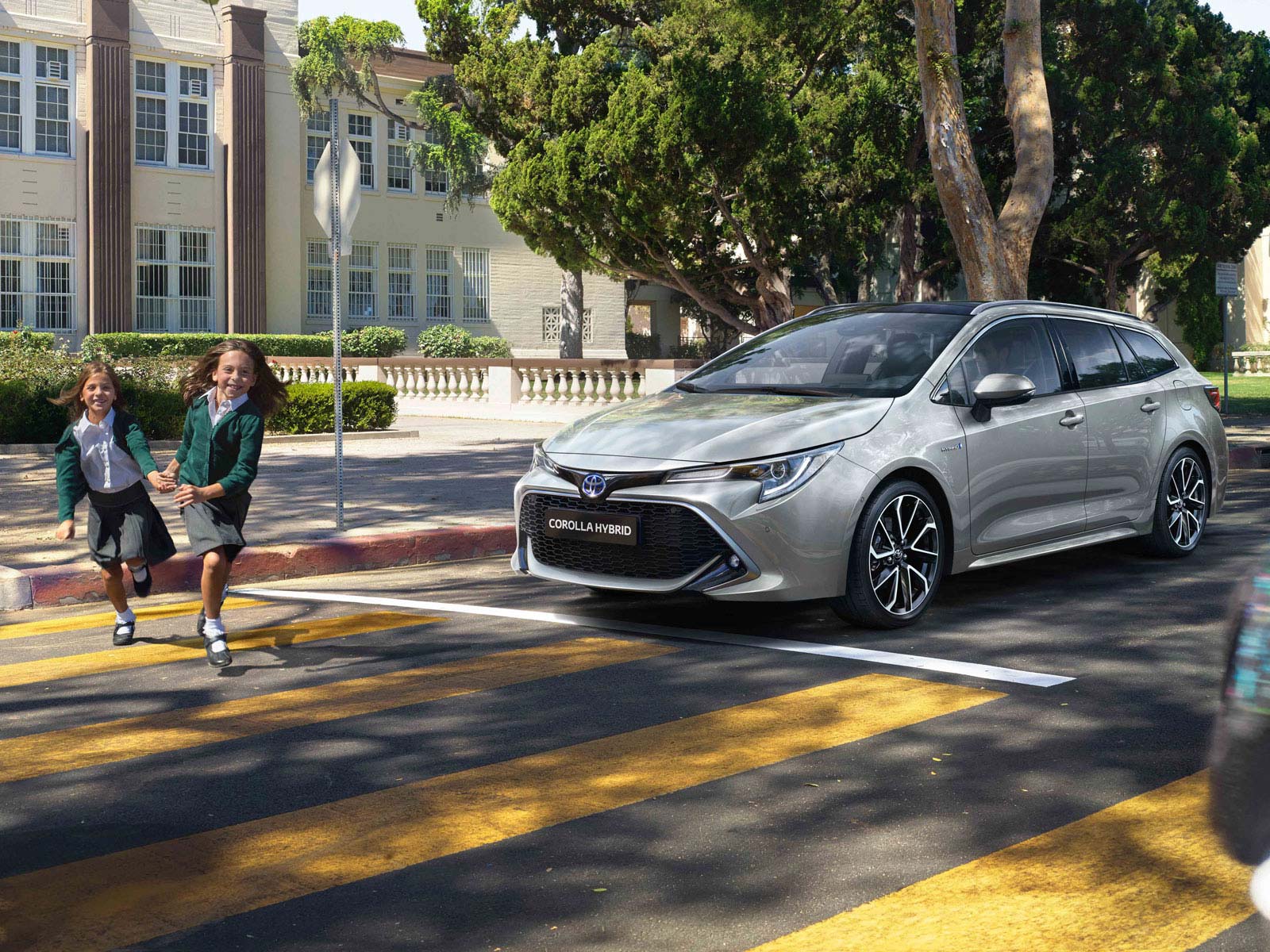 A TOYOTA TÖBBSÉGI RÉSZESEDÉST SZERZETT A BRIT FAXI TELEKOCSI START-UPBAN