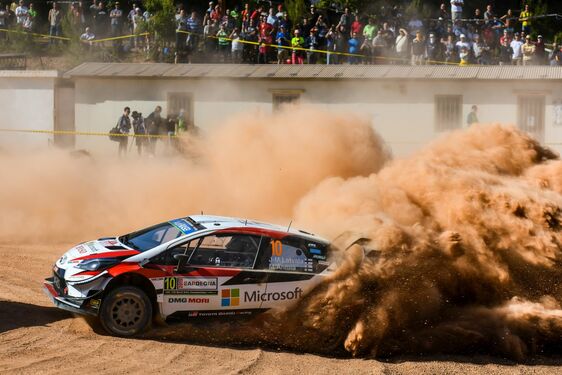 AKIO TOYODA SZEMÉLYESEN KOMMENTÁLTA A SZARDÍNIA RALLY DRÁMÁJÁT