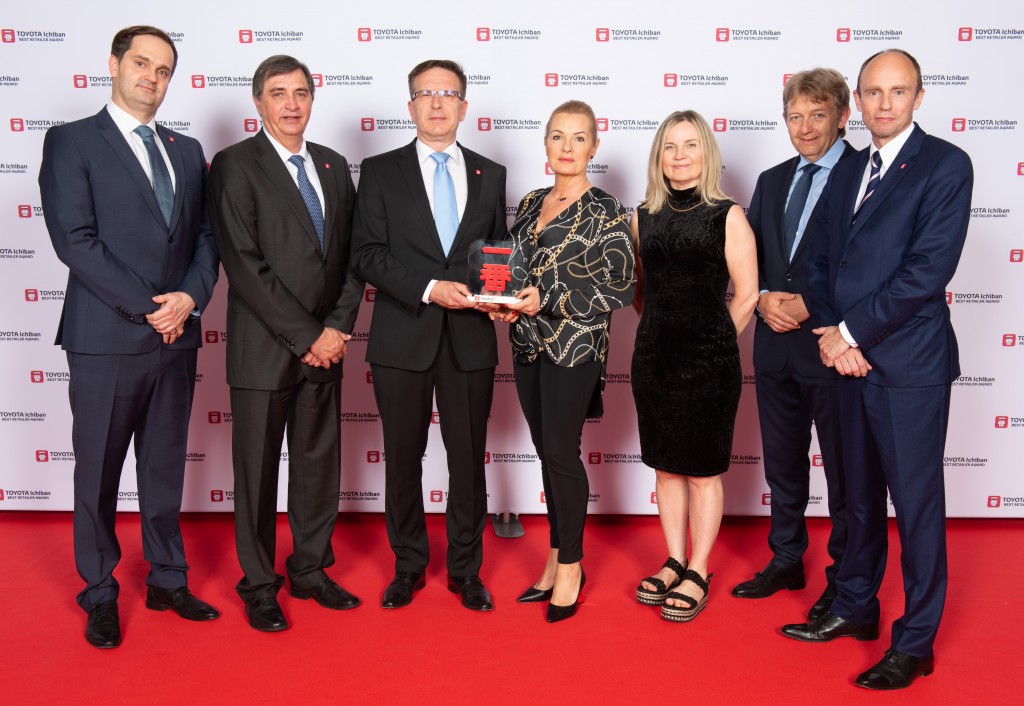 A LEGJOBB. HATODSZOR. ISMÉT ICHIBAN KIVÁLÓSÁGI DÍJAT KAPOTT A TOYOTA KOTO AUTÓHÁZ