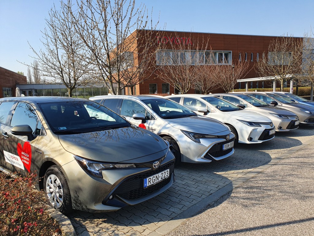 VÁLTOZATOS MÓDOKON SEGÍTI A KORONAVÍRUS ELLENI EURÓPAI VÉDEKEZÉST A TOYOTA