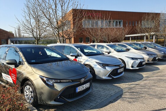 VÁLTOZATOS MÓDOKON SEGÍTI A KORONAVÍRUS ELLENI EURÓPAI VÉDEKEZÉST A TOYOTA