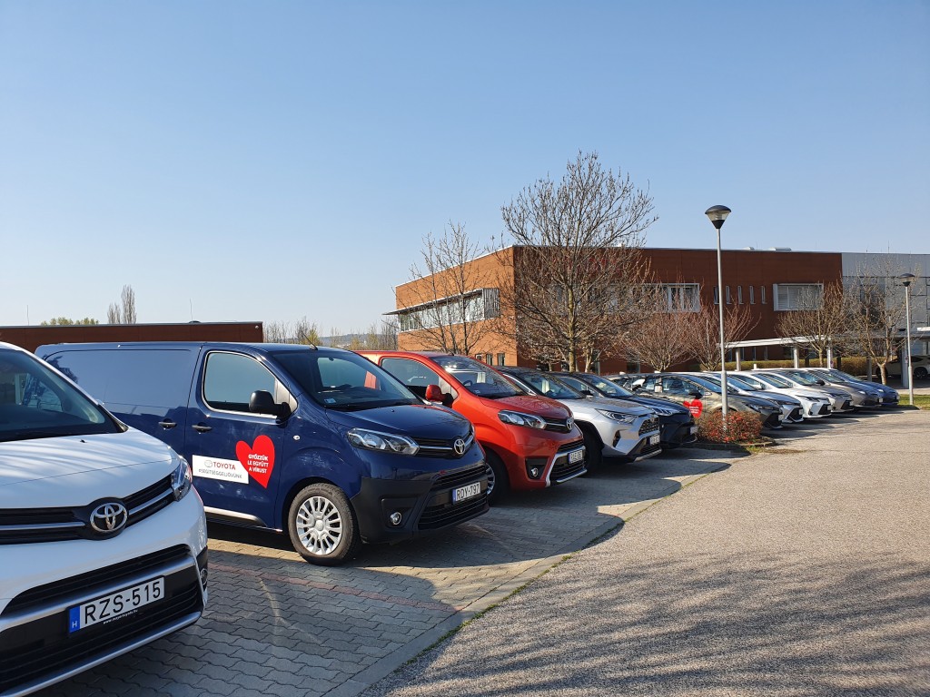 NEM CSAK A KORONAVÍRUS ELLENI VÉDEKEZÉSBEN, AZ AZT KÖVETŐ HELYREÁLLÍTÁSBAN IS AKTÍV SZEREPET IGYEKSZIK VÁLLALNI A TOYOTA