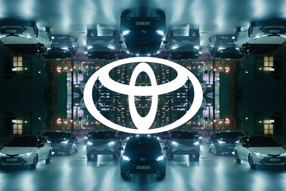 MEGÚJUL A TOYOTA VIZUÁLIS MEGJELENÉSE 