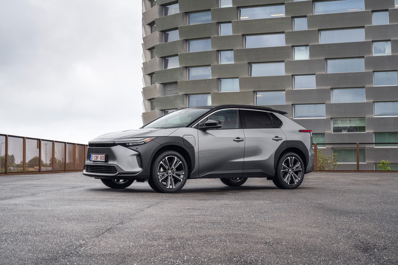 A mesterséges intelligenciát kérték meg, hogy elemezze a Toyota multitechnológiás stratégiáját