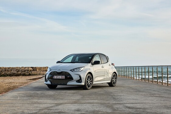 Toyota Yaris Premiere Edition és GR Sport: városi kisautó csúcskivitelben