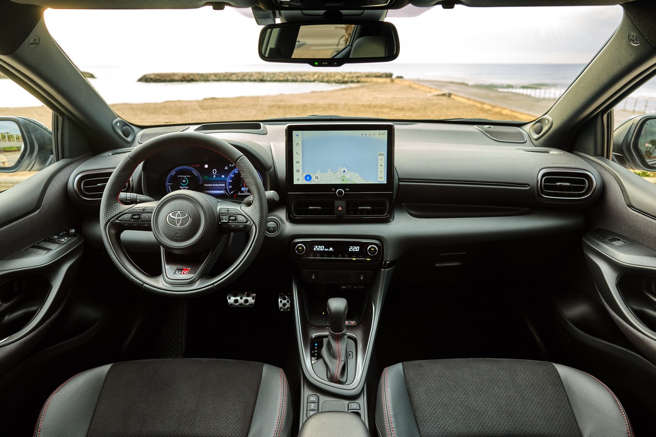 Toyota Yaris Premiere Edition és GR Sport: városi kisautó csúcskivitelben