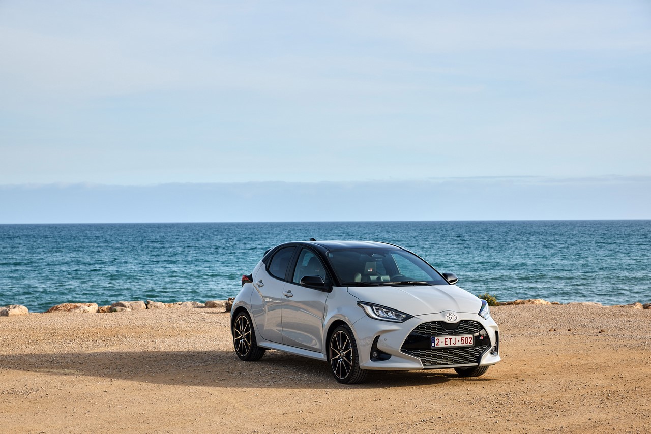 Toyota Yaris Premiere Edition és GR Sport: városi kisautó csúcskivitelben