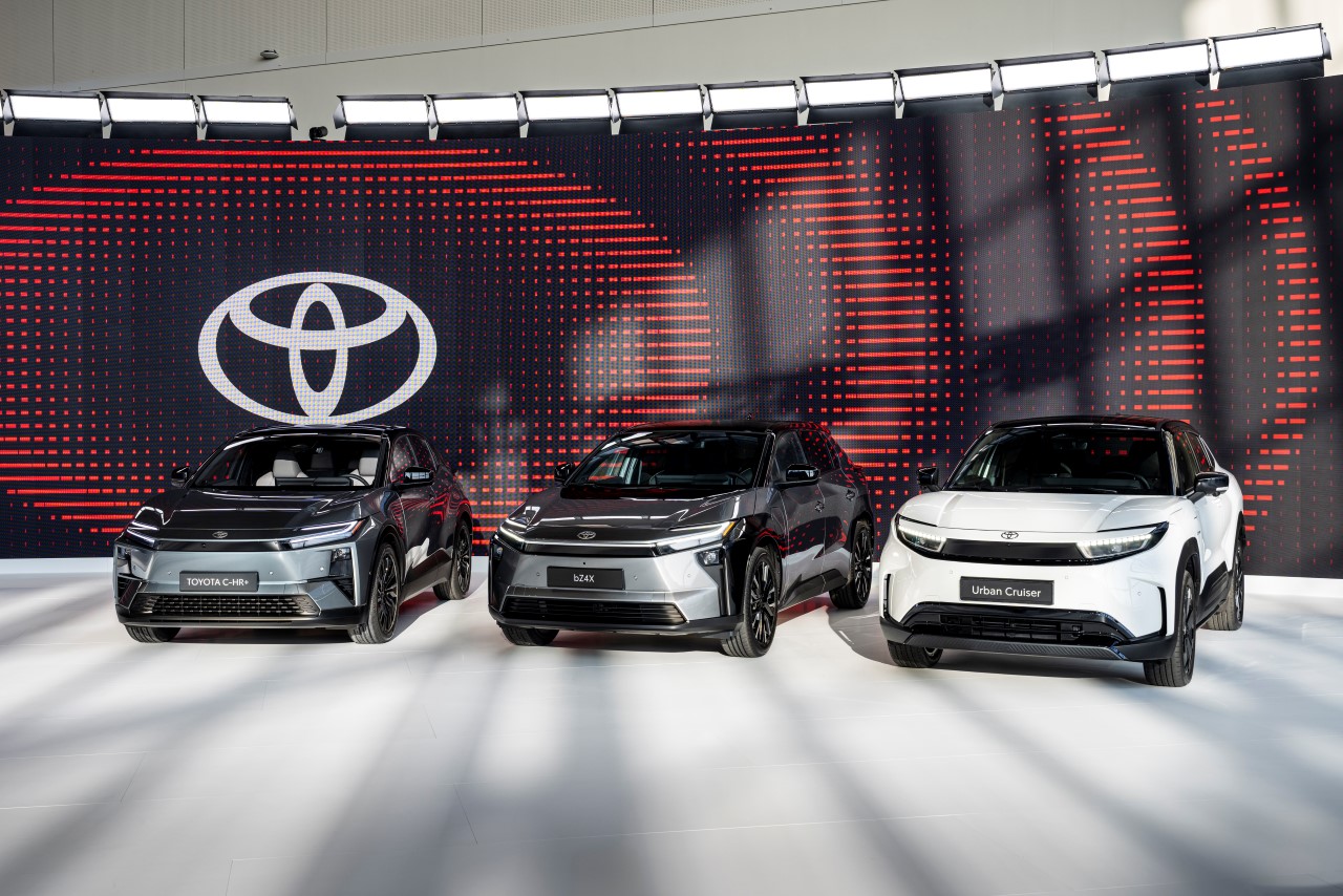 A legfontosabb európai autó szegmensekben mutat be új akkumulátoros elektromos modelleket a Toyota még az idei évben