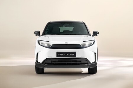 Felvillanyozza a kisméretű SUV-ok kategóriáját a vadonatúj Toyota Urban Cruiser