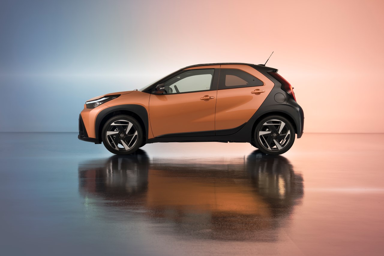Nové Aygo X poprvé jako hybrid - je zábavnější a hospodárnější