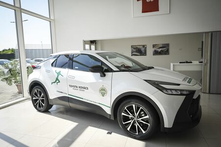 Második évébe lépett az FTC-Rail Cargo Hungaria női kézilabdacsapata és a Toyota Kovács együttműködése 