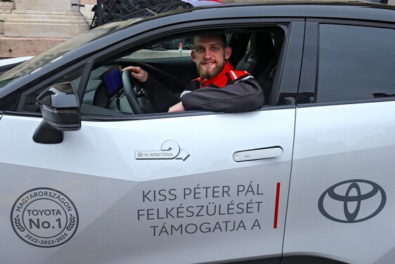 A Toyota C-HR kedvéért tanult meg autót vezetni Kiss Péter Pál kétszeres paralimpiai bajnok kajakos
