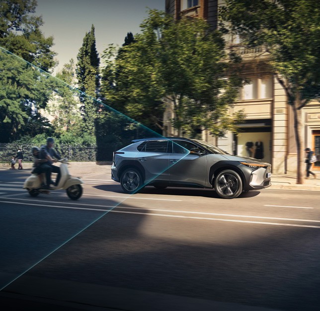 A legmagasabb szintű biztonság az alapfelszereltség részeként - a Toyota Safety Sense a márka teljes modellpalettáján jelen van 