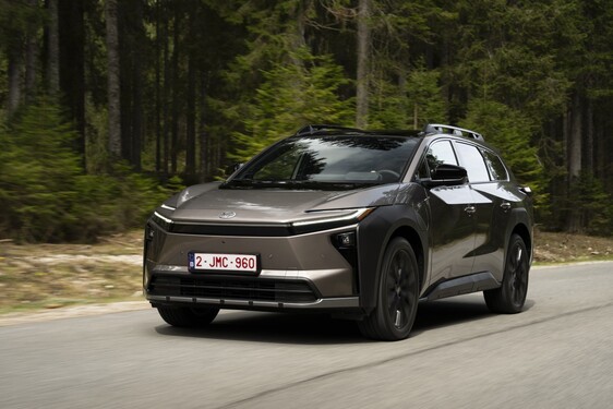 Aktív életmód elektromosan: bemutatkozik a Toyota új bZ4X Touring modellje