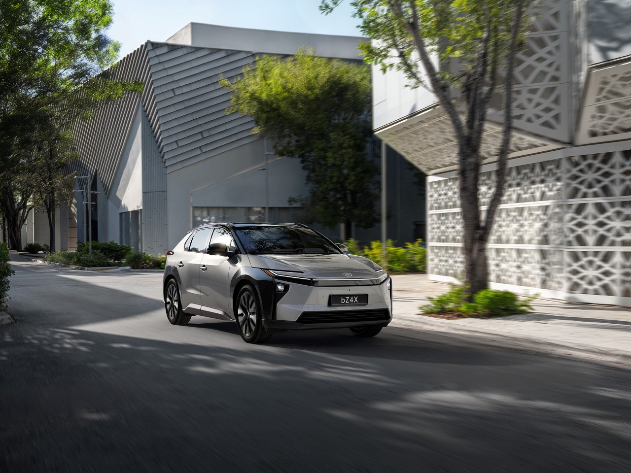 Toyota Nyílt Napok és új Toyota modellek tisztán elektromos meghajtással - akár 10 év/1 millió km akkumulátor garanciával