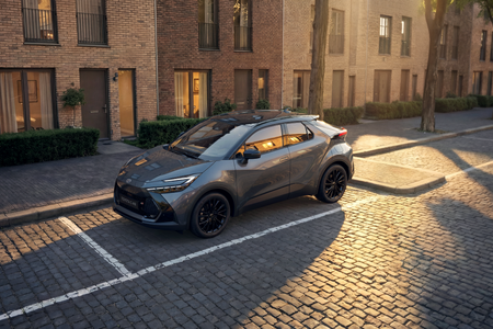 Toyota C-HR – egy évtizede emelkedik ki a tömegből 