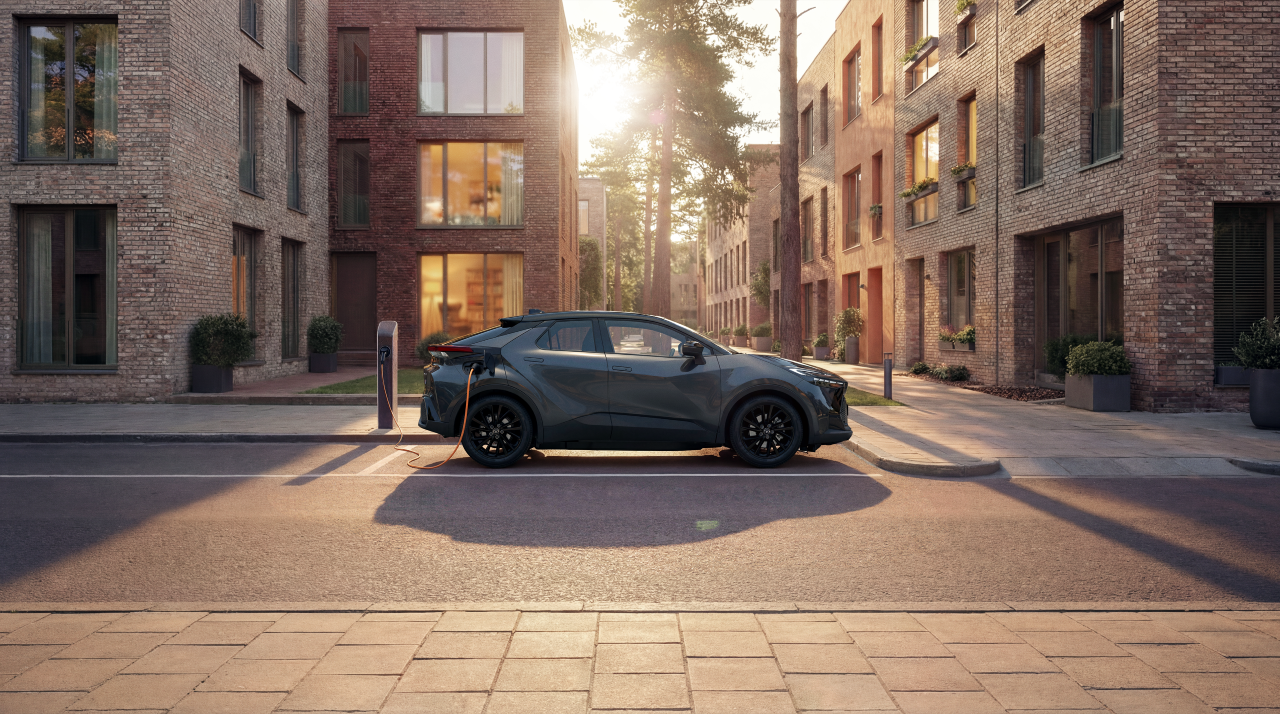 Toyota C-HR – egy évtizede emelkedik ki a tömegből