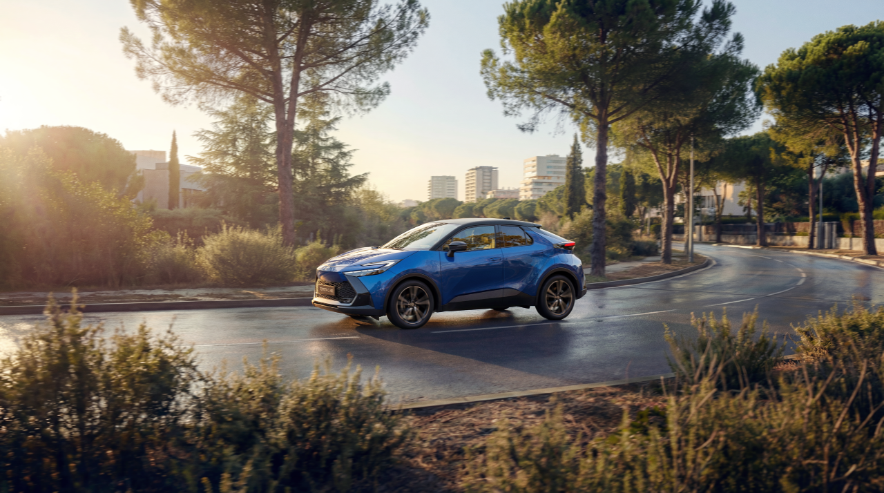 Toyota C-HR – egy évtizede emelkedik ki a tömegből
