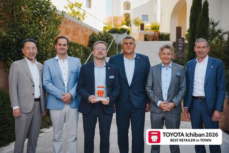 Ügyfélélmény mindenek felett: a Koto Autóházn11. alkalommal lett Magyarország legjobb Toyota márkakereskedése a 2026-os Toyota Ichiban díjátadón